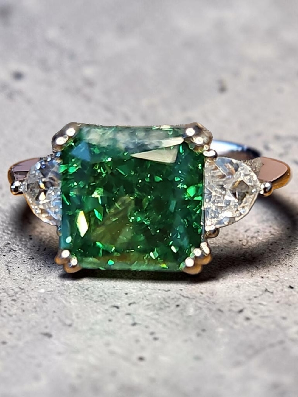 Nwt Sassified Boutique 925 Radiant Emerald Zirconia Cushion-Cut Three-Stone Ring